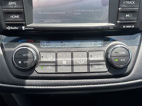 Used 2017 Toyota RAV4 XLE FWD image 15