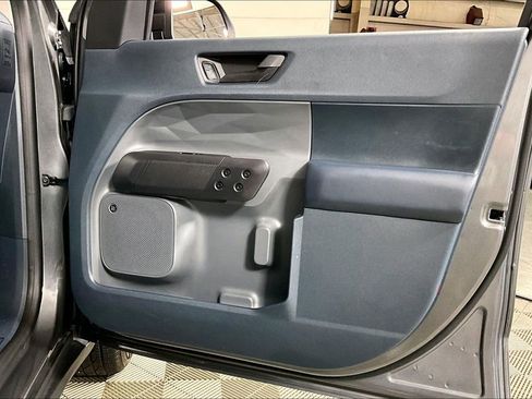 Used 2024 Ford Maverick Lariat w/ Black Appearance Package image 24