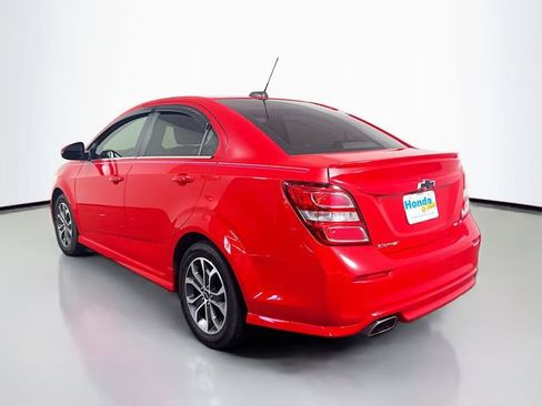 Used 2018 Chevrolet Sonic LT w/ Convenience Package FWD image 7