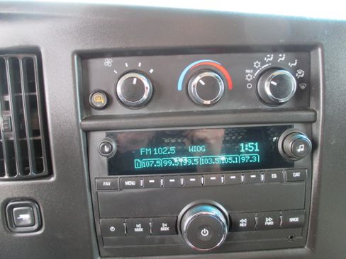 Used 2024 Chevrolet Express 2500 w/ Driver Convenience Package RWD image 13