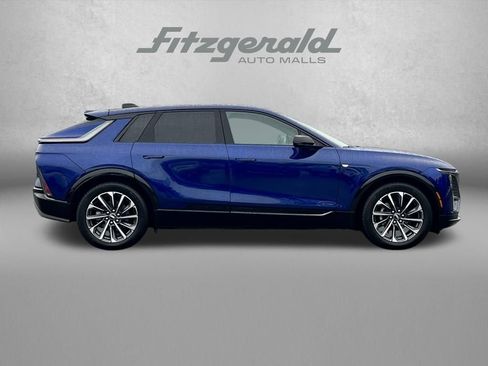 New 2026 Cadillac Lyriq Premium Sport w/ LPO, Floor Liner Package image 3