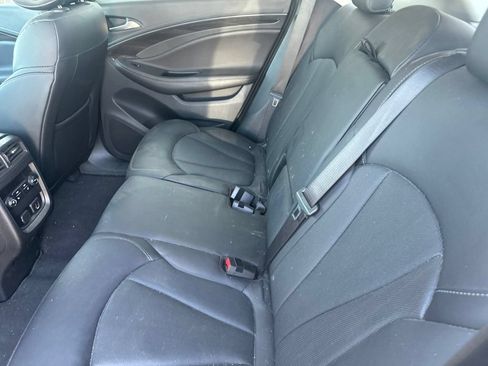 Used 2019 Buick Envision Essence AWD/4WD image 24