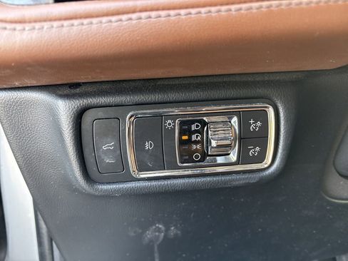 Used 2021 Lincoln Aviator Reserve w/ Equipment Group 202A AWD/4WD image 34