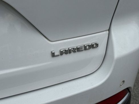 Certified 2023 Jeep Grand Cherokee Laredo w/ Luxury Tech Group I AWD/4WD image 11