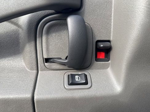 Used 2023 Chevrolet Express 2500 Work Van w/ Driver Convenience Package image 10