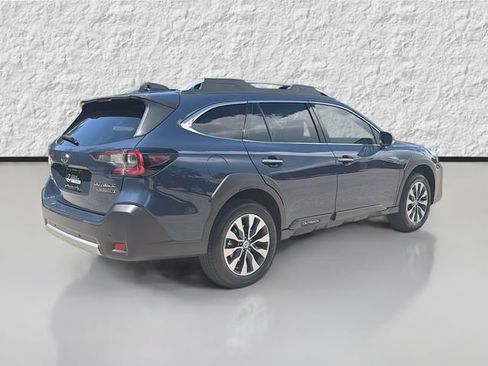 Used 2024 Subaru Outback Touring XT AWD/4WD image 3