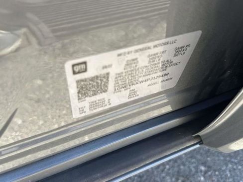 Used 2023 Chevrolet Traverse Premier image 31