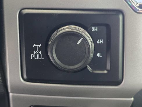 Used 2022 Ford F250 Lariat w/ Lariat Ultimate Package AWD/4WD image 23