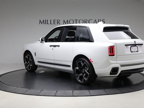 Certified 2025 Rolls-Royce Cullinan Black Badge AWD/4WD image 7