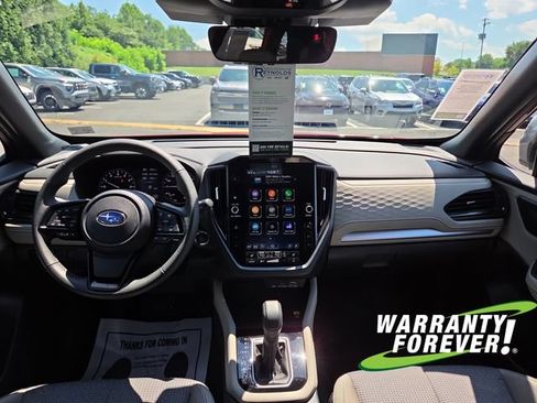 Used 2025 Subaru Forester Premium w/ Convenience Package #1 AWD/4WD image 10
