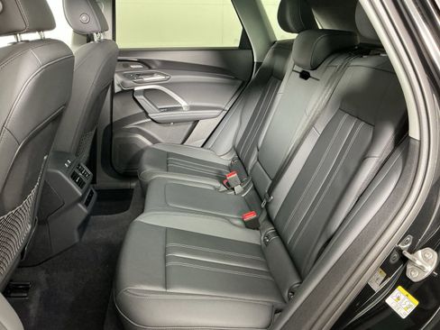 Used 2025 Audi Q5 Premium Plus w/ Premium Plus AWD/4WD image 20