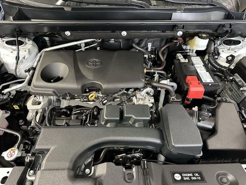 Used 2022 Toyota RAV4 Limited image 8