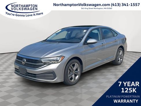 Used 2024 Volkswagen Jetta SE FWD image 1