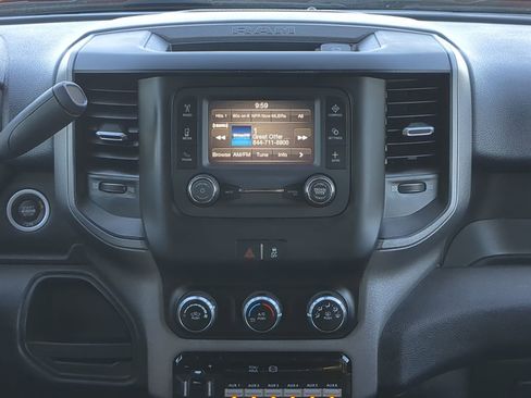 Used 2021 RAM 5500 Tradesman w/ Chrome Appearance Group image 16