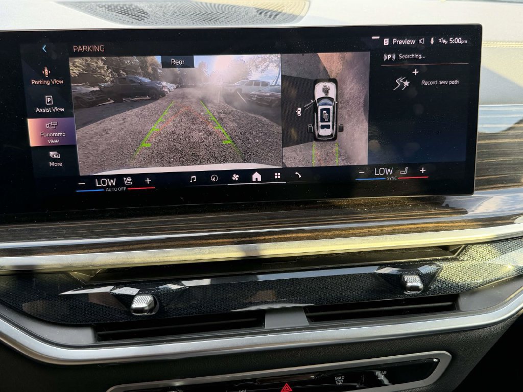 Used 2025 BMW X7 xDrive40i AWD/4WD image 19
