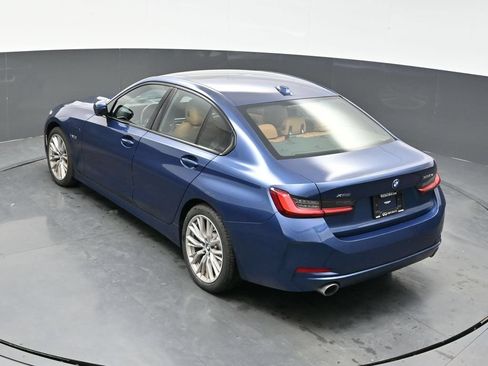 Used 2023 BMW 330e xDrive w/ Premium Package AWD/4WD image 37
