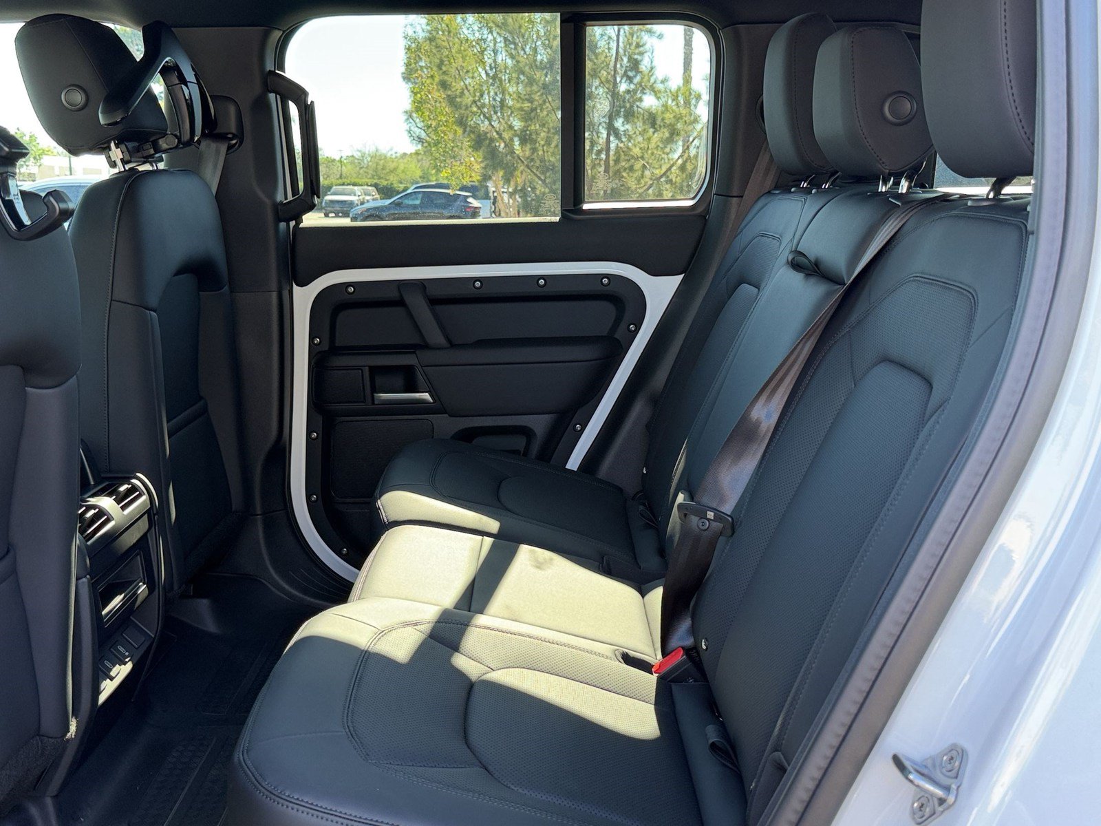 New 2026 Land Rover Defender 110 S AWD/4WD image 23