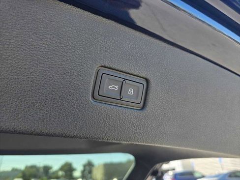 New 2026 Audi Q8 Premium Plus image 19