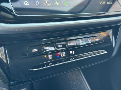 Used 2023 Chevrolet Bolt EUV LT w/ Redline Edition FWD image 21