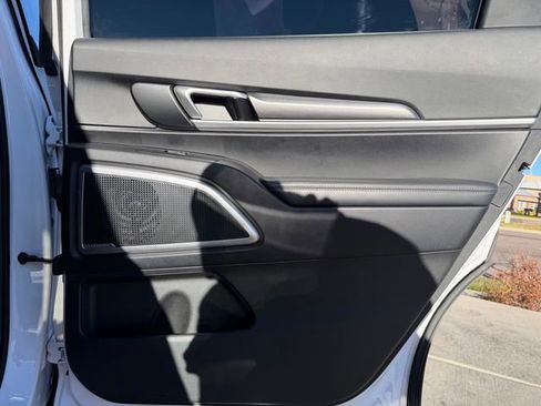 Used 2024 Kia Telluride S w/ S Sunroof Package image 26