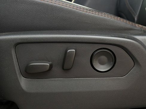 Used 2024 GMC Sierra 3500 AT4 w/ AT4 Premium Plus Package image 23