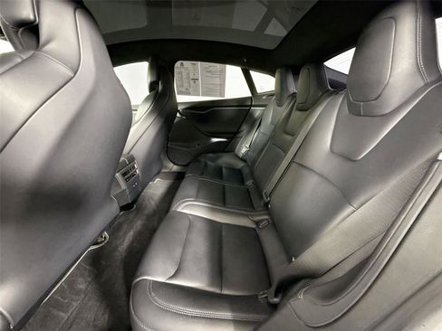 Used 2019 Tesla Model S Performance AWD/4WD image 28