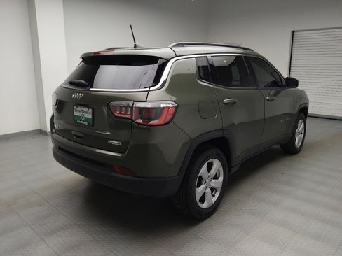Used 2019 Jeep Compass Latitude w/ Cold Weather Group AWD/4WD image 9