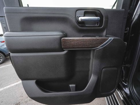 Used 2022 GMC Sierra 3500 Denali image 14