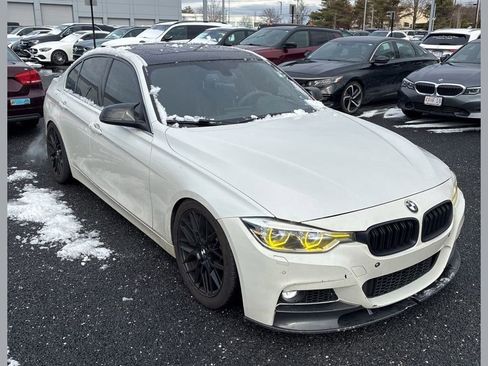Used 2017 BMW 340i xDrive Sedan image 1