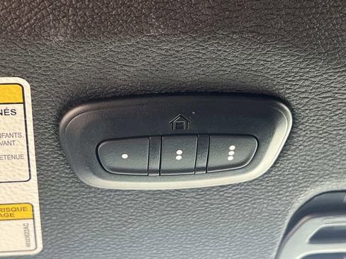 Used 2023 Jeep Wrangler Sport AWD/4WD image 28