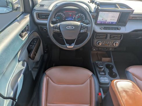 Used 2023 Ford Maverick Lariat w/ Lariat Luxury Package AWD/4WD image 16