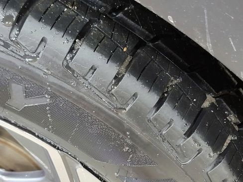 Used 2017 Honda CR-V EX-L image 10