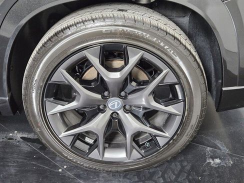 Certified 2026 Lexus TX 500h AWD image 11