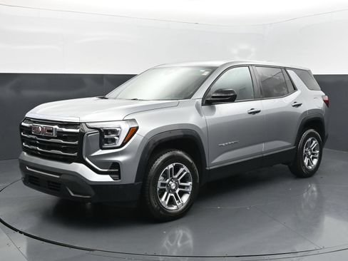 Used 2026 GMC Terrain Elevation FWD image 1
