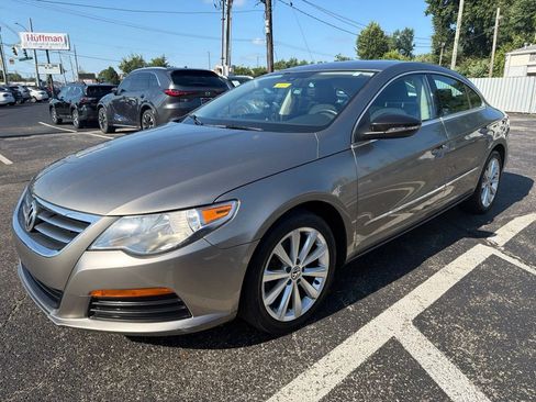 Used 2012 Volkswagen CC Sport FWD image 3