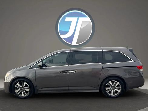 Used 2015 Honda Odyssey Touring Elite image 13