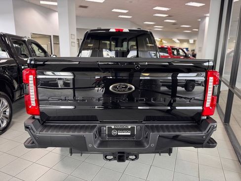 New 2026 Ford F250 Lariat w/ Black Appearance Package image 11