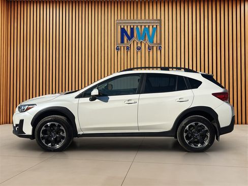 Used 2021 Subaru Crosstrek 2.0i Premium AWD/4WD image 21