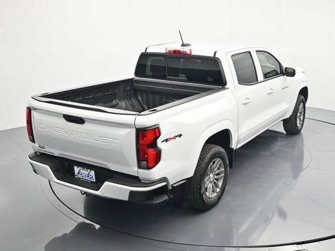 New 2026 Chevrolet Colorado LT w/ LT Convenience Package AWD/4WD image 32