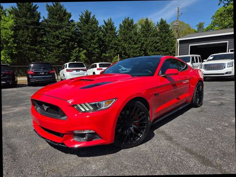 Used 2017 Ford Mustang GT w/ Interior & Wheel Package RWD image 1