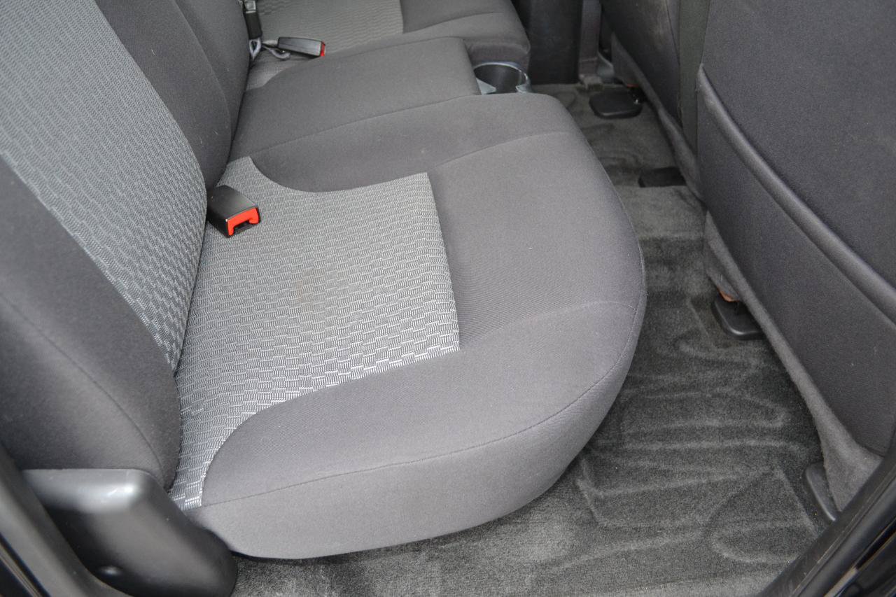 Used 2011 Chevrolet Colorado LT AWD/4WD image 29