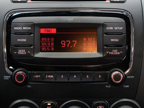 Used 2017 Kia Forte LX FWD image 13