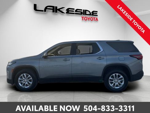 Used 2023 Chevrolet Traverse LS w/ Safety Package image 3