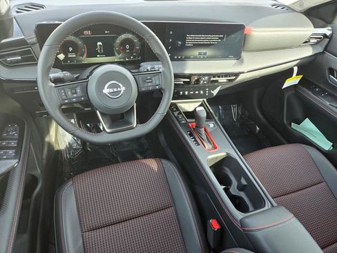 New 2026 Nissan Kicks SR w/ Cold Weather Package image 6