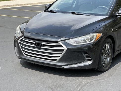 Used 2018 Hyundai Elantra SEL image 10