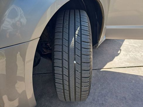Used 2019 Dodge Grand Caravan GT FWD image 35