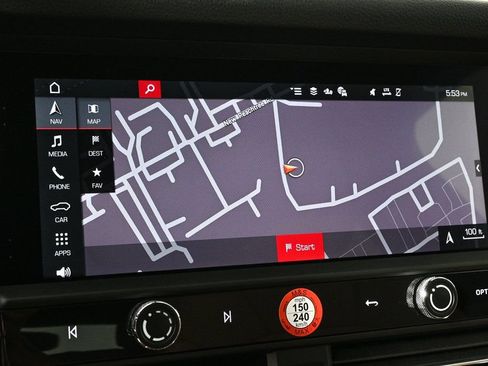 Certified 2026 Porsche Macan image 14