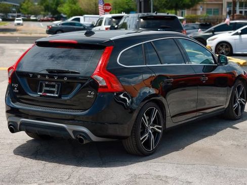 Used 2017 Volvo V60 T6 R-Design Platinum AWD/4WD image 14