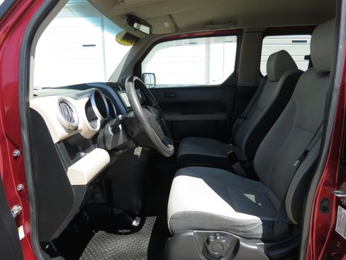 Used 2008 Honda Element LX image 23