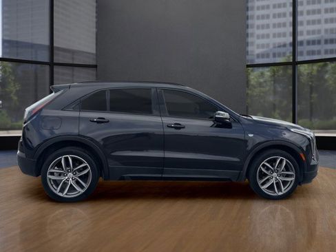 Used 2023 Cadillac XT4 Sport FWD image 4